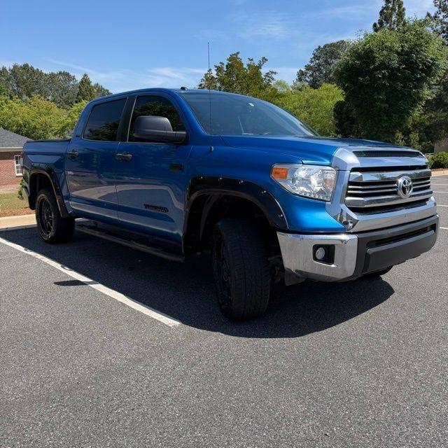 Toyota Tundra  2016