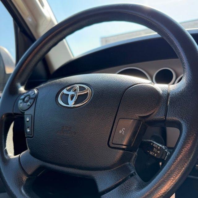 Toyota Tundra  2013