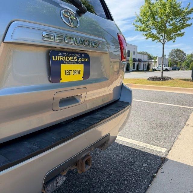 Toyota Sequoia  2011