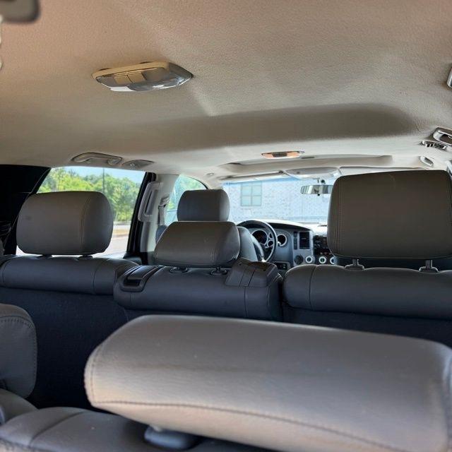 Toyota Sequoia  2011