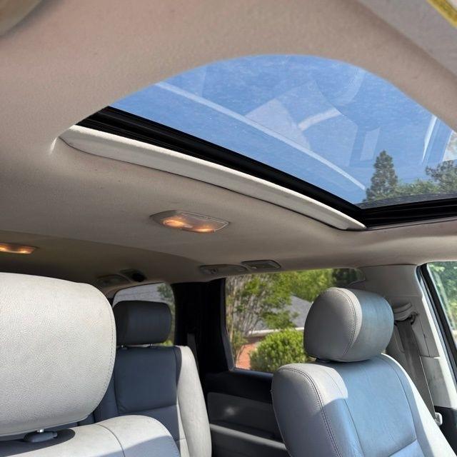 Toyota Sequoia  2011