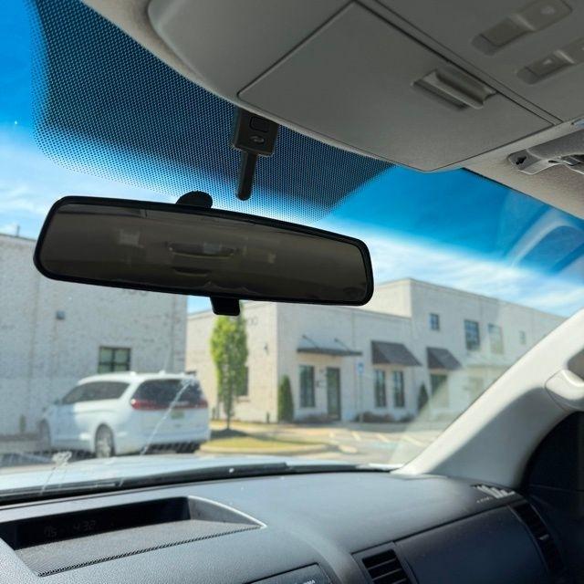 Toyota Sequoia  2011