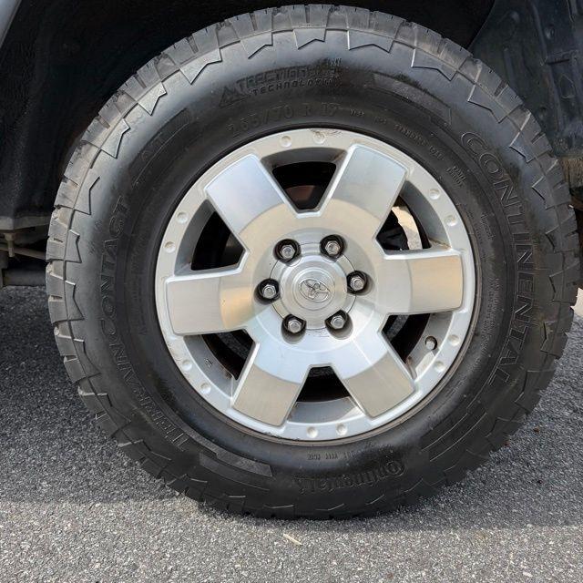 Toyota FJ Cruiser  2010