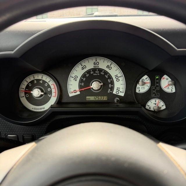 Toyota FJ Cruiser  2010