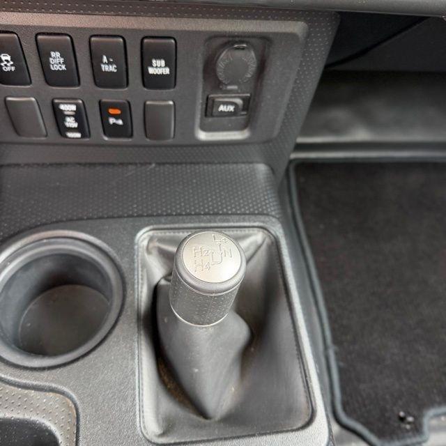 Toyota FJ Cruiser  2010