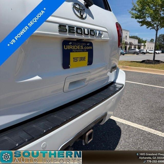 Toyota Sequoia  2016