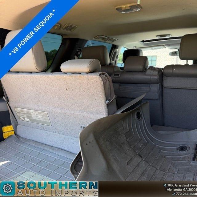 Toyota Sequoia  2016
