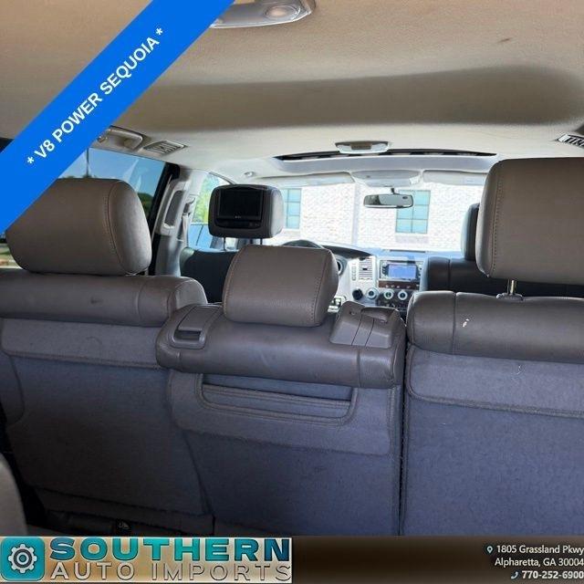Toyota Sequoia  2016