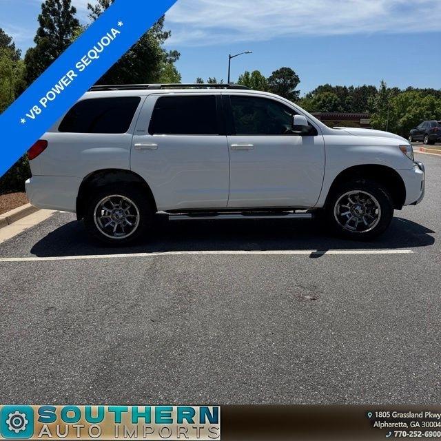 Toyota Sequoia  2016