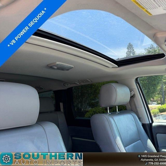 Toyota Sequoia  2016