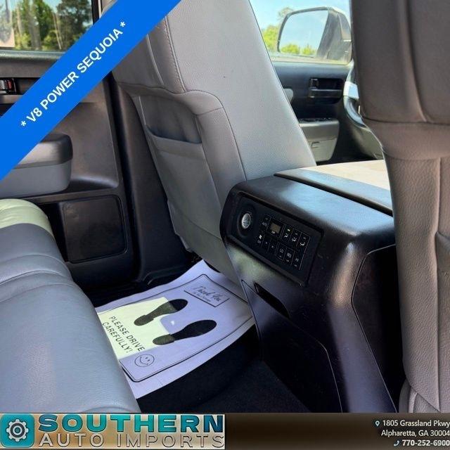 Toyota Sequoia  2016