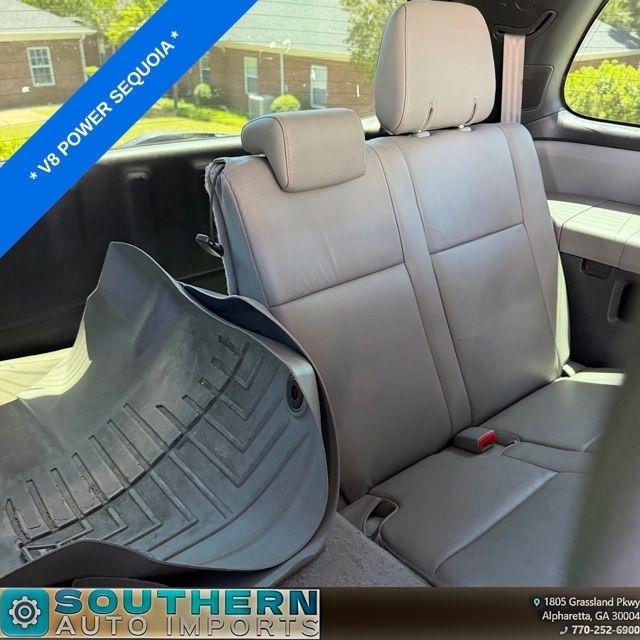 Toyota Sequoia  2016