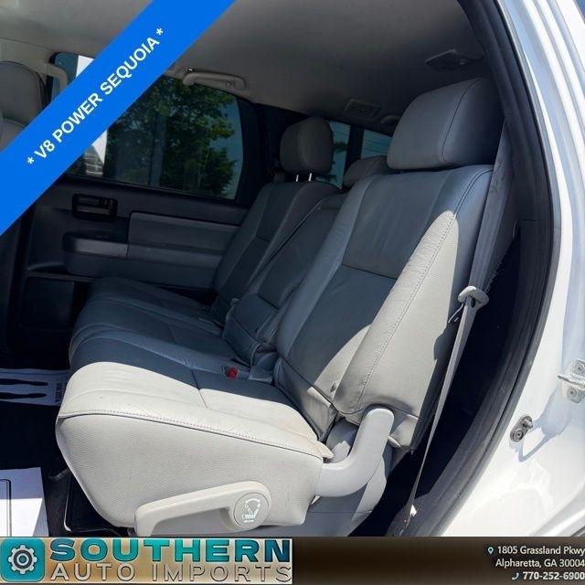 Toyota Sequoia  2016