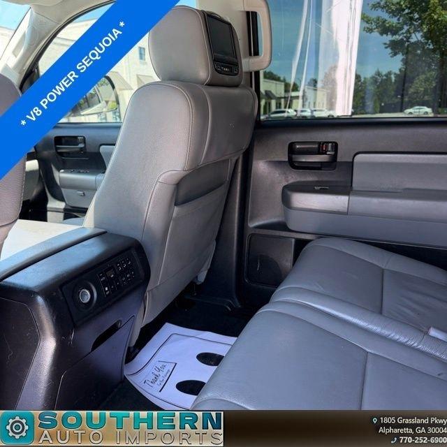 Toyota Sequoia  2016