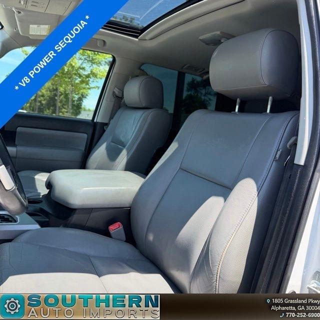 Toyota Sequoia  2016