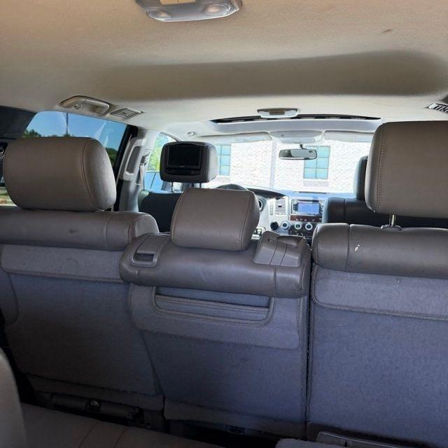 Toyota Sequoia  2016