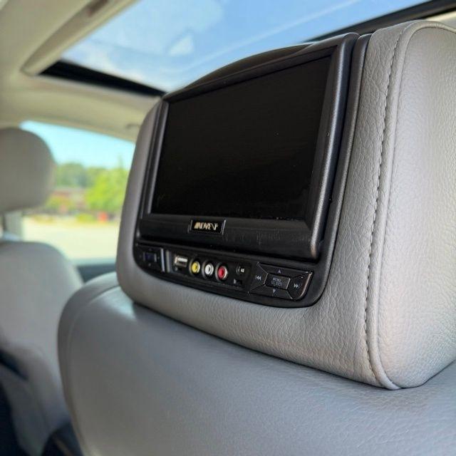 Toyota Sequoia  2016