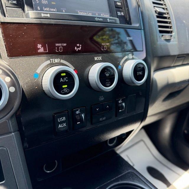 Toyota Sequoia  2016
