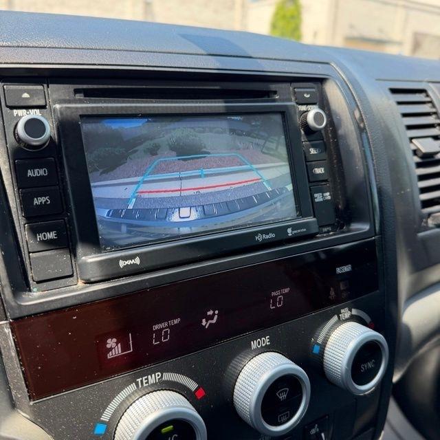 Toyota Sequoia  2016