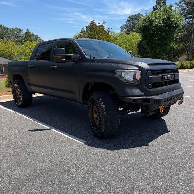 Toyota Tundra  2016