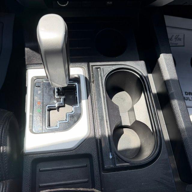 Toyota Tundra  2016
