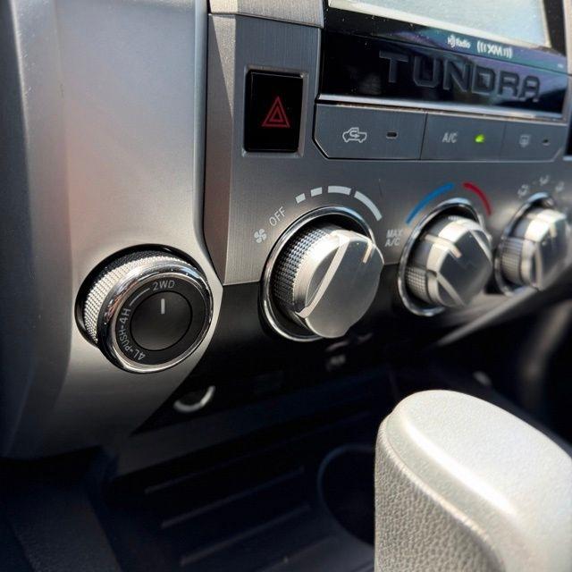 Toyota Tundra  2016