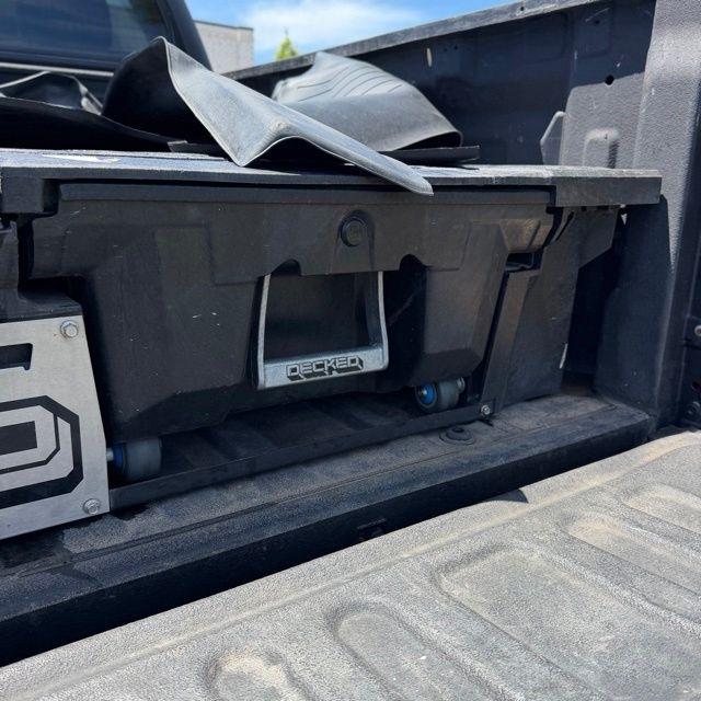 Toyota Tundra  2017