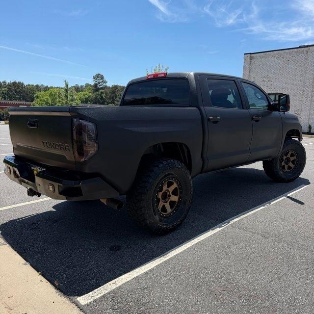 Toyota Tundra  2017