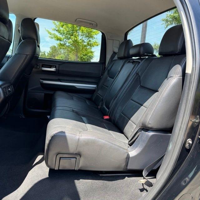 Toyota Tundra  2017