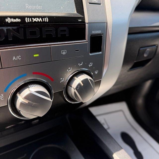 Toyota Tundra  2017