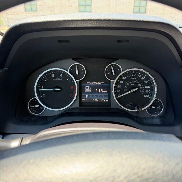 Toyota Tundra  2017