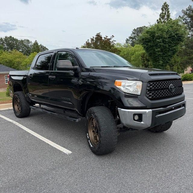 Toyota Tundra  2017