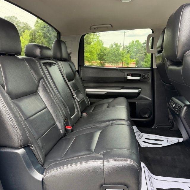 Toyota Tundra  2017