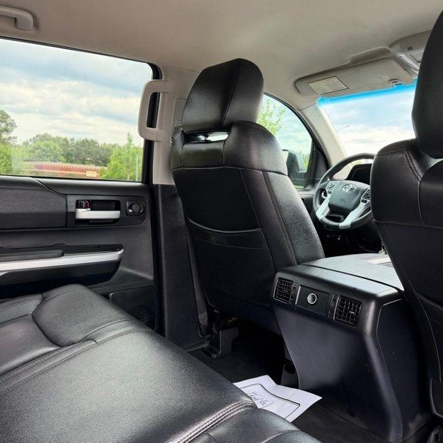 Toyota Tundra  2017
