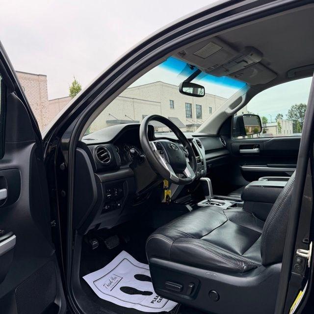 Toyota Tundra  2017