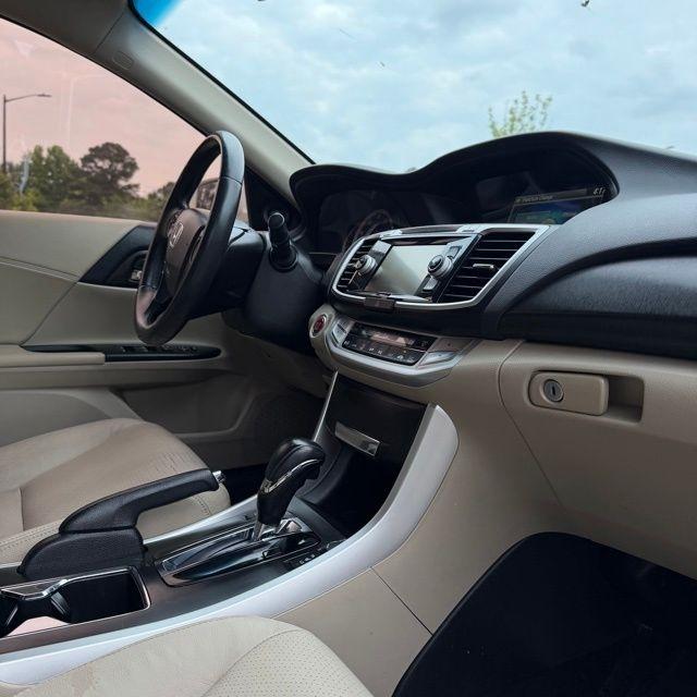 Honda Accord  2013
