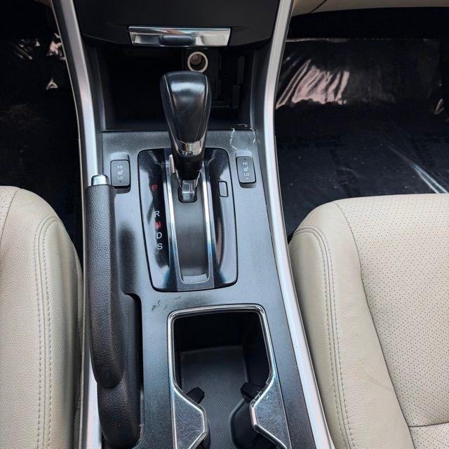 Honda Accord  2013