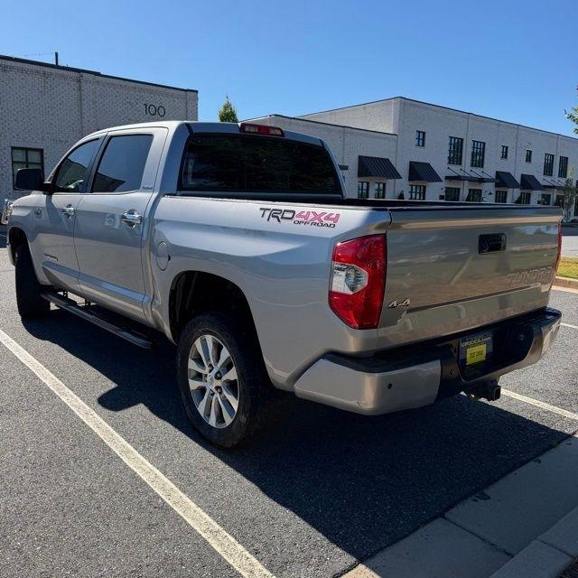 Toyota Tundra  2016