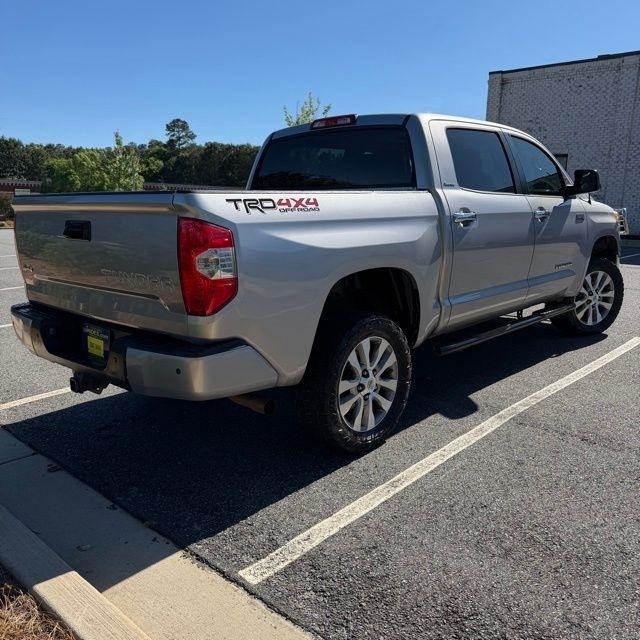 Toyota Tundra  2016
