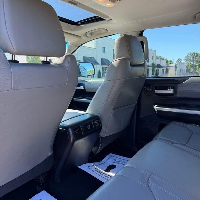 Toyota Tundra  2016