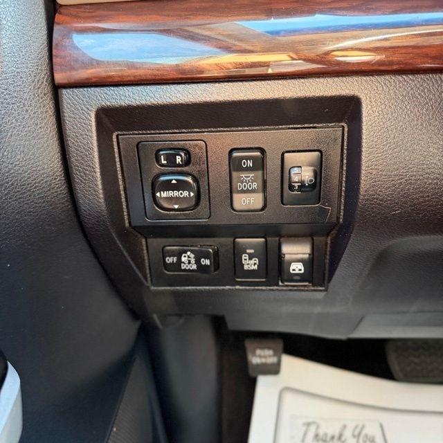 Toyota Tundra  2016