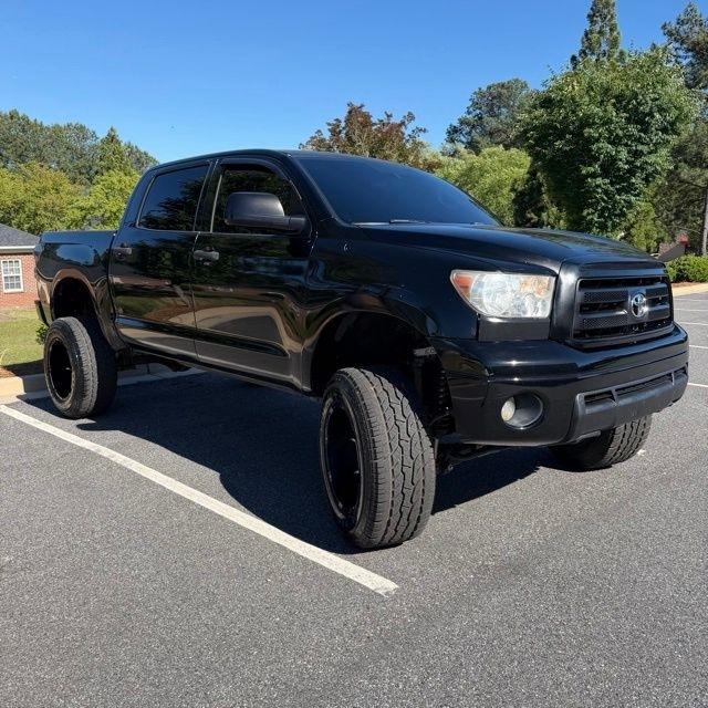 Toyota Tundra  2011