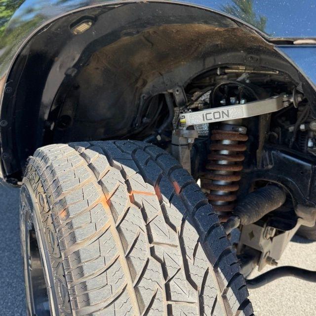 Toyota Tundra  2011