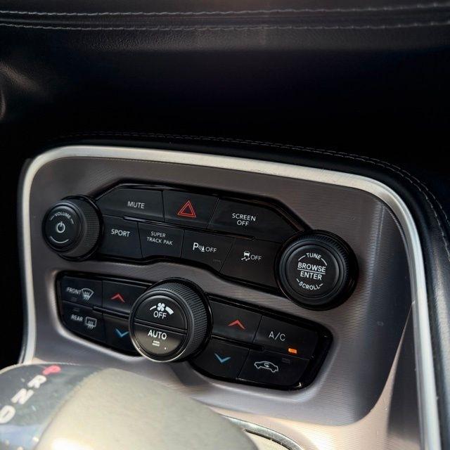 Dodge Challenger  2022