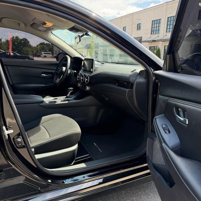 Nissan Sentra  2023