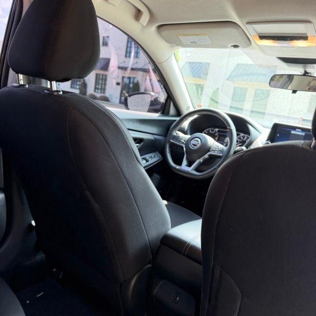 Nissan Sentra  2023