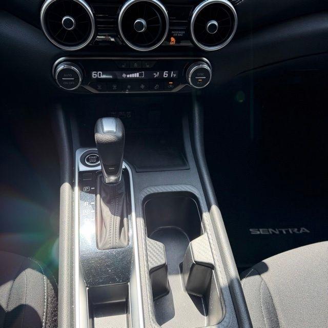 Nissan Sentra  2023