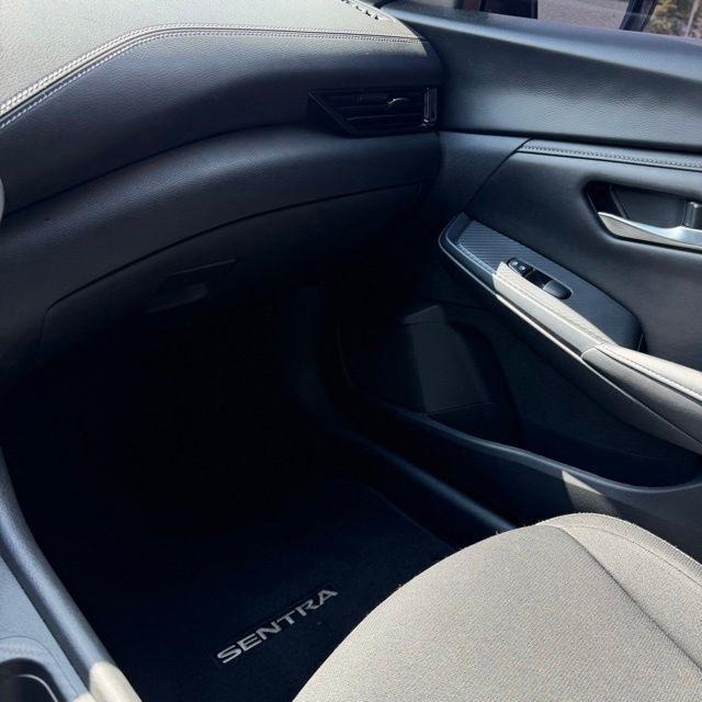 Nissan Sentra  2023