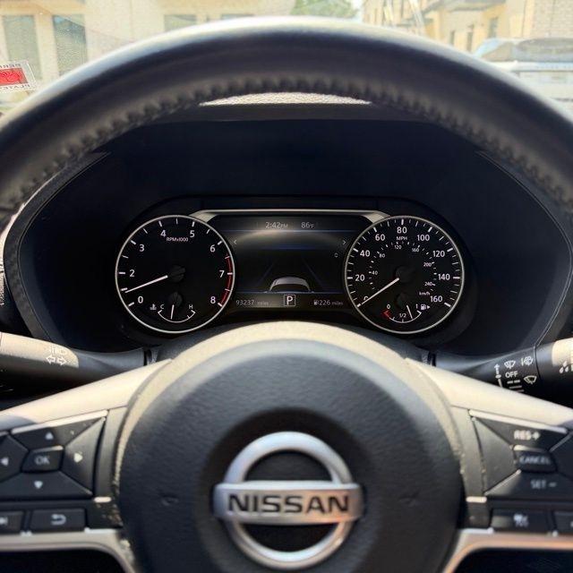 Nissan Sentra  2023