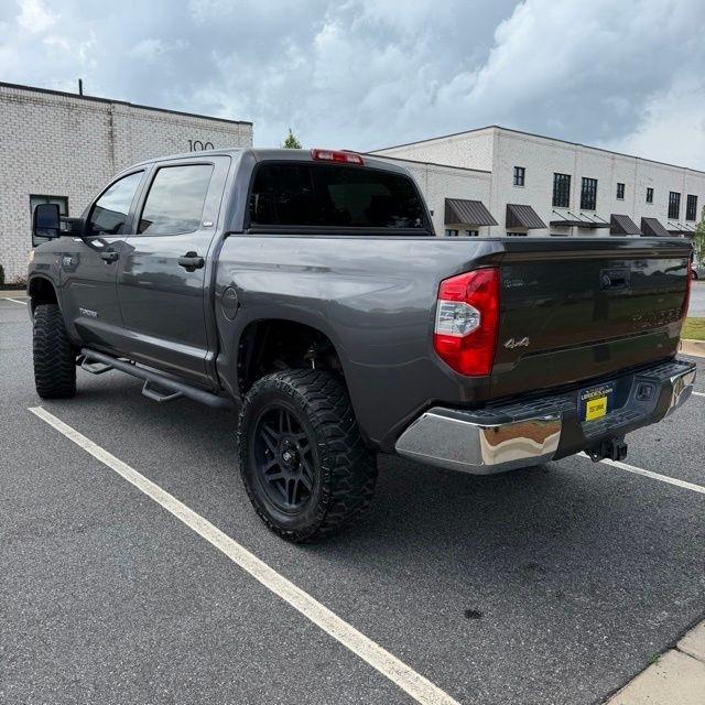 Toyota Tundra  2017